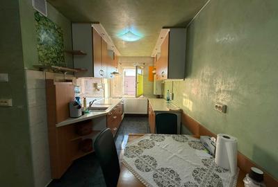 Apartament 2 camere decomandat 51mp utili etaj 3/4 - 9