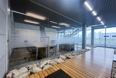 Complex Industrial Modern cu Spații de Birouri Premium - 11