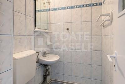 Apartament cu 3 camere, zona Dunarii - 12