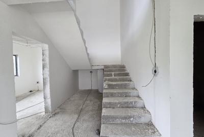 Vile noi in Vernesti/BZ ~ acces facil DN10 ~ 225mp utili ~ teren 615mp - 9