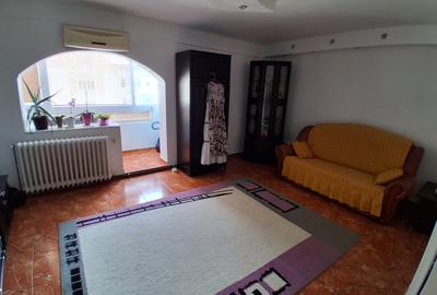 Apartament cu 2 camere decomandat, mobilat în Păcurari