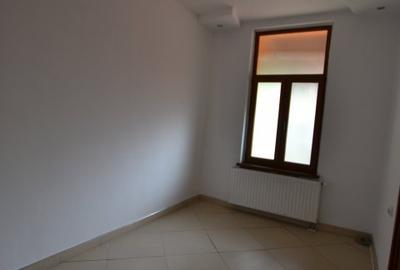 Piata Sinaia, Spatiu pentru diverse activitati - 6