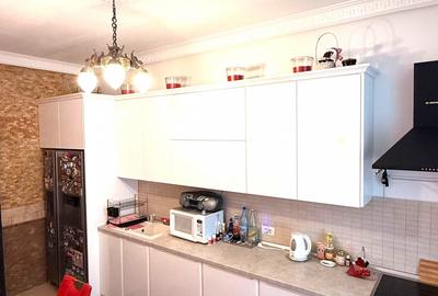 Apartament exclusivist în clădire istorică – 100 mp, 3 camere, Central - 3