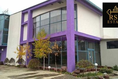 Clădire modernă de închiriat evenimente, clinică, logistică – Zona Nord - 1