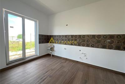 CASA PARTER-4 CAMERE- TEREN 450 MP-STR.AVIATORILOR - 11