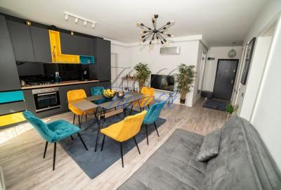 Apartament cu 3 camere semidecomandat, mobilat în Florești