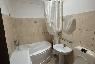 Garsonieră decomandată, spațioasă - 5