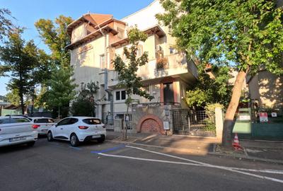 Apartament Unic în Primăverii | 2 Dormitoare | 2 Livinguri + Dining - 33
