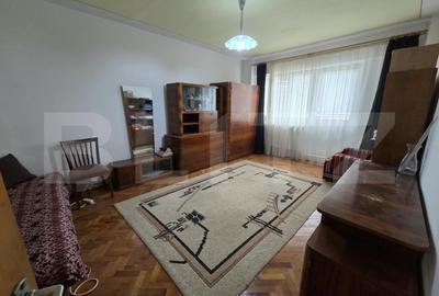 Apartament de vânzare cu 3 camere, Dva. Nord - Zalău - 1