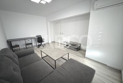 Apartament cu 3 camere decomandat, mobilat în Ștrand