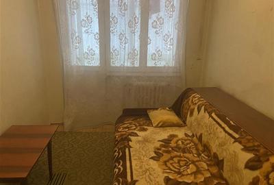 Apartament 3 camere , zona Sud , et 3 4 , decomandat ,52 mp - 8