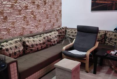 Apartament cu 4 camere decomandat, mobilat în Apărătorii Patriei