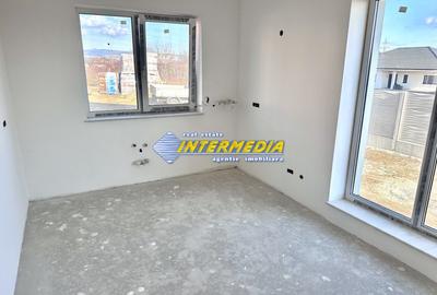 Casa Noua in Cetate 4 camere 117 mp. Teren 340 mp Finisata 90 % - 19