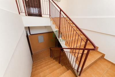 Apartament tip duplex - 3 Camere, 2 băi - Metrou Apărătorii Patriei - 11