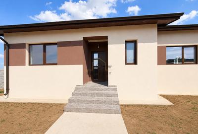 Casa parter, spațioasă, 4 cam, toate utilitățile! Comision 0% - 13