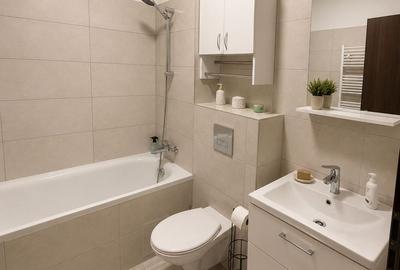 GRAND KRISTAL / CAND 'NOU' INSEAMNA CU ADEVARAT NOU - 6