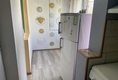 Apartament 2 camere ,etaj 1 din 4 , 54 mp, zona Inspectoratul Scolar, decomandat - 6