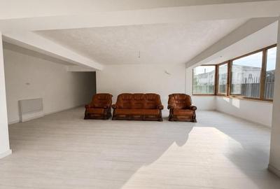Vanzare 3 camere cu curte proprie / Malva Homes / 0% comision - 2