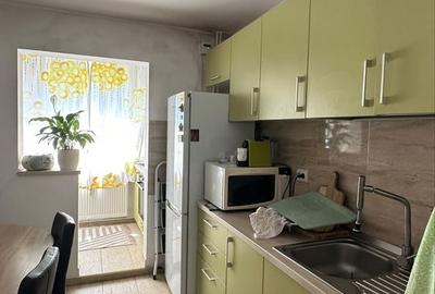 Apartament 3 Camere Decomandat-Metrou-An1981 - 4