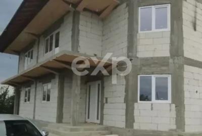 Duplex complet pentru 2 familii – 326 mpși 2.000 mp teren, lângă Pitesti - 7