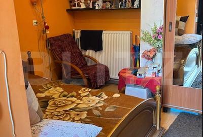 Apartament cu 2 camere semidecomandat, mobilat în Central