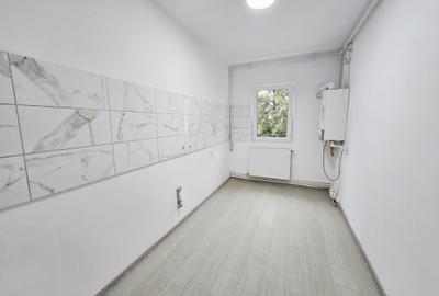 Apartament cu 2 camere decomandat Nicolina-Pizza Nico, Renovat, Etaj 2 - 7