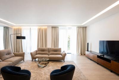 Apartament cu 5 camere, mobilat în Kiseleff