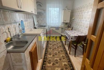 De închiriat apartament 4 camere decomandat - 5