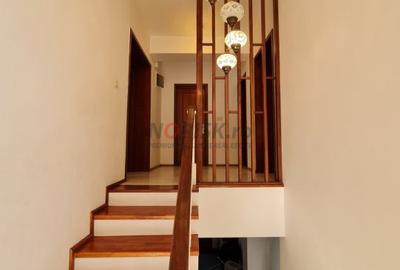 Vila Modernă 5 Camere - Teren 700mp, La 10 min de București - 7