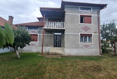 PROPRIETATE  VERSATILA  -  DIFERITE  DESTINATII - 2