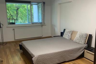 Apartament 2 camere cu loc de parcare, renovat modern,  Aleea Muscel - 14