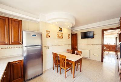 Bucium, langa Pleiada | casa 385mp, teren 770mp | pentru toata familia - 13