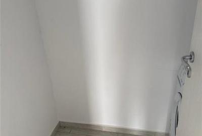 Ichiriere studio , Strada Christian Pomarius nr. 7 din Brașov (zona Tractor - 8