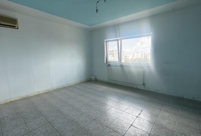 Vânzare apartament de 3 camere Brancoveanu - 2