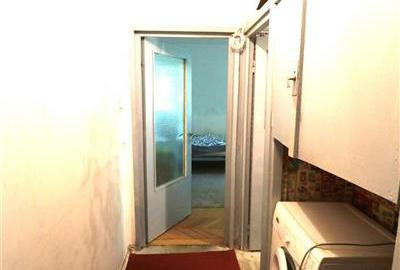 Apartament cu 1 camera , centrala proprie, zona Cetatii - 5