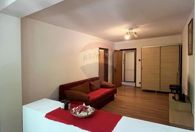 Apartament cu 2 camere de vânzare în zona Alexandru Obregia - 2