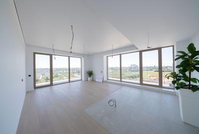 Apartament cu 4 camere semidecomandat în Aviației