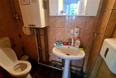 Spatiu comercial 70 mp , Simion Barnutiu, parcare in fata - 5