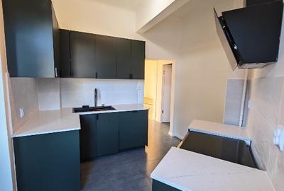 Apartament cu 3 camere decomandat, mobilat în Banu Manta