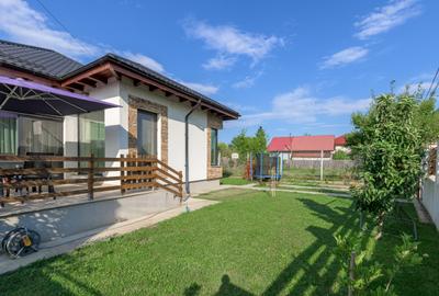 Casă cu 4 camere în Pipera