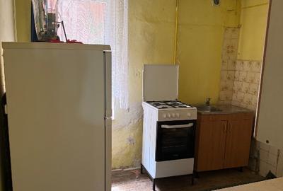 PROPRIETAR – Apartament 1 cameră la curte | Zonă de TOP (Str. Paris / Porumbeilo - 9