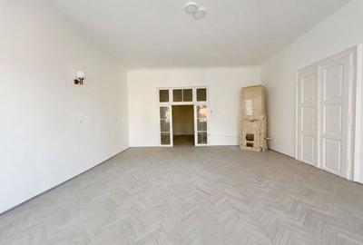 0 % Comision, 2 camere, parcare  - cladire an 1654 - Centru istoric - 2