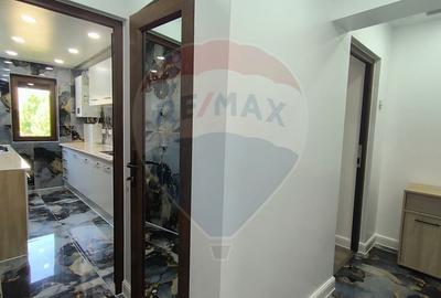 Apartament 3 camere de vânzare -Renovat complet - Micro 40 - 10