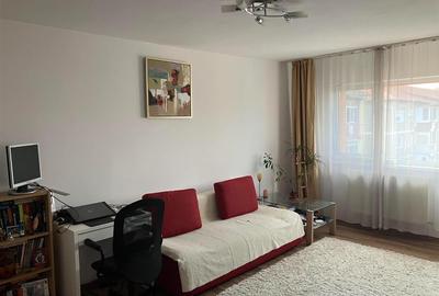 Apartament cu 2 camere decomandat în Aradului