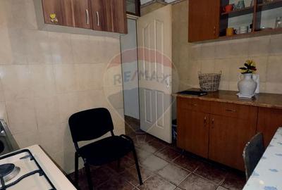 1 Mai, 4 camere decomandat, mobilat, utilat, centrala proprie - 11