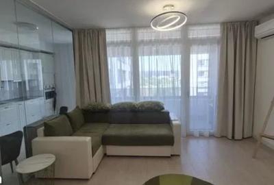 Apartament cu 2 camere semidecomandat, mobilat în Jiului