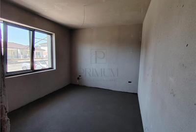 Duplex despartit prin C.T.- dormitor la parter - canalizare - 8