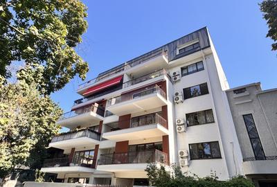 Apartament cu 4 camere decomandat în Aviatorilor