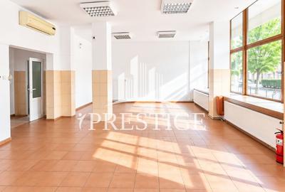 Spațiu comercial, de 100 mp, în Valea Aurie