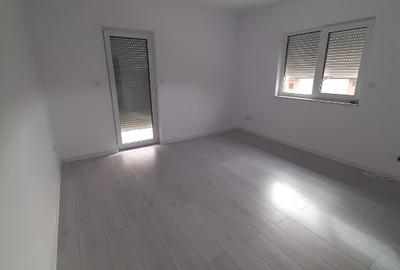 Vila + garaj termoizolat+ fotovoltaice. Ultima de vanz in ans  rezid cu 7 vil - 3